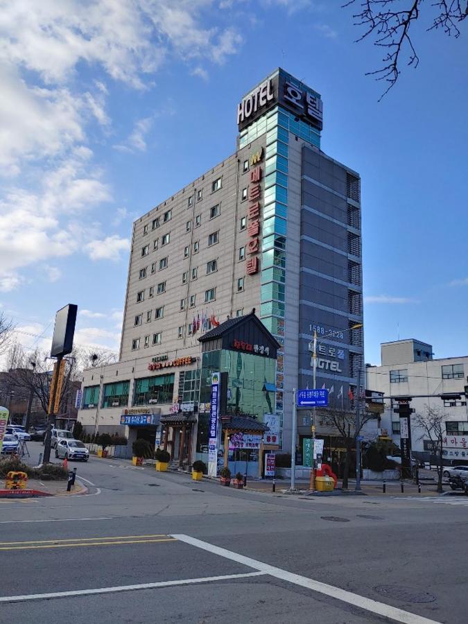 Metro Pol Tourist Hotel Pyeongtaek Buitenkant foto